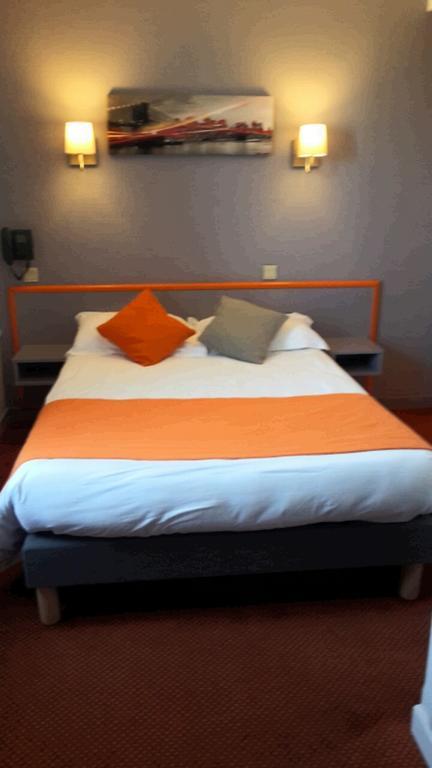 Logis Hotel Bellevue รอสกอฟ ภายนอก รูปภาพ